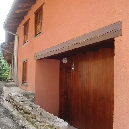 With A Fireplace 01 Bélesta